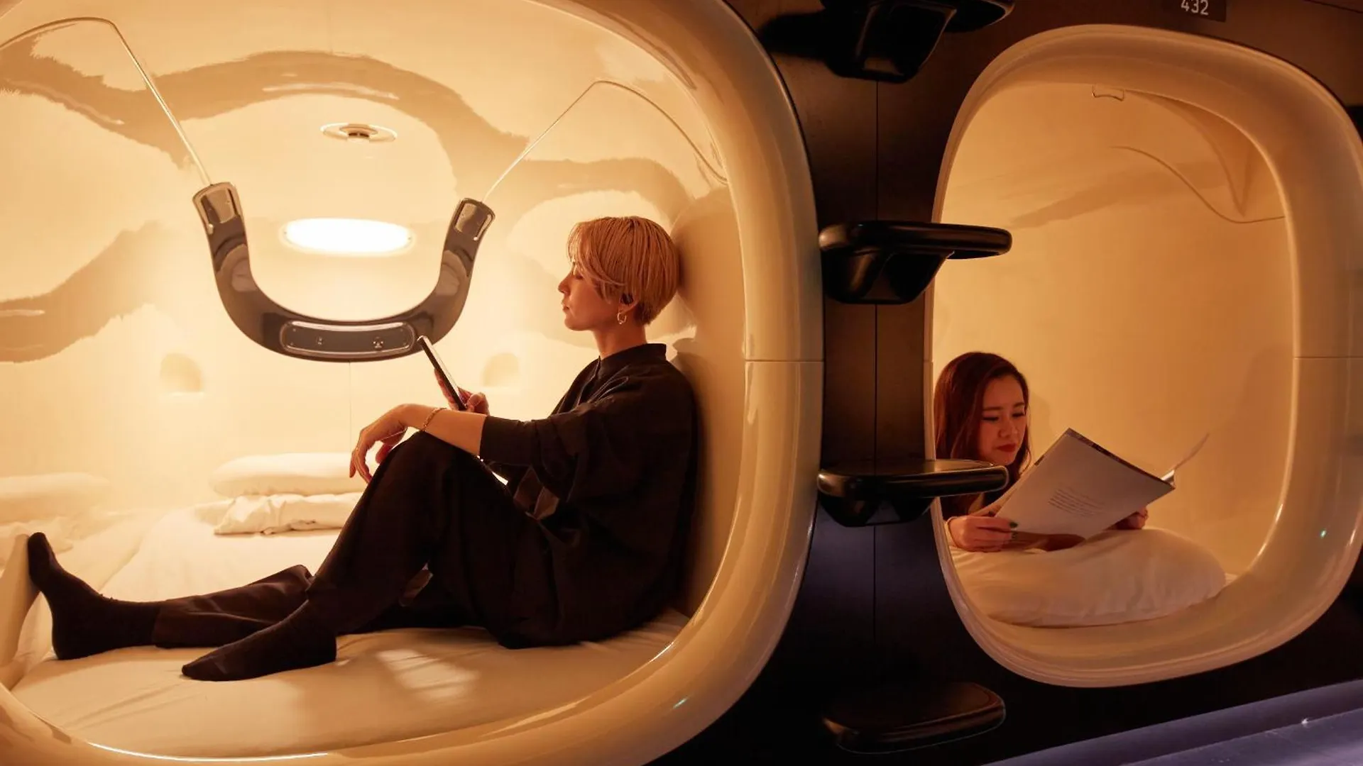 Capsule hotel Rembrandt Cabin Shinjuku Shin-Okubo Tokyo