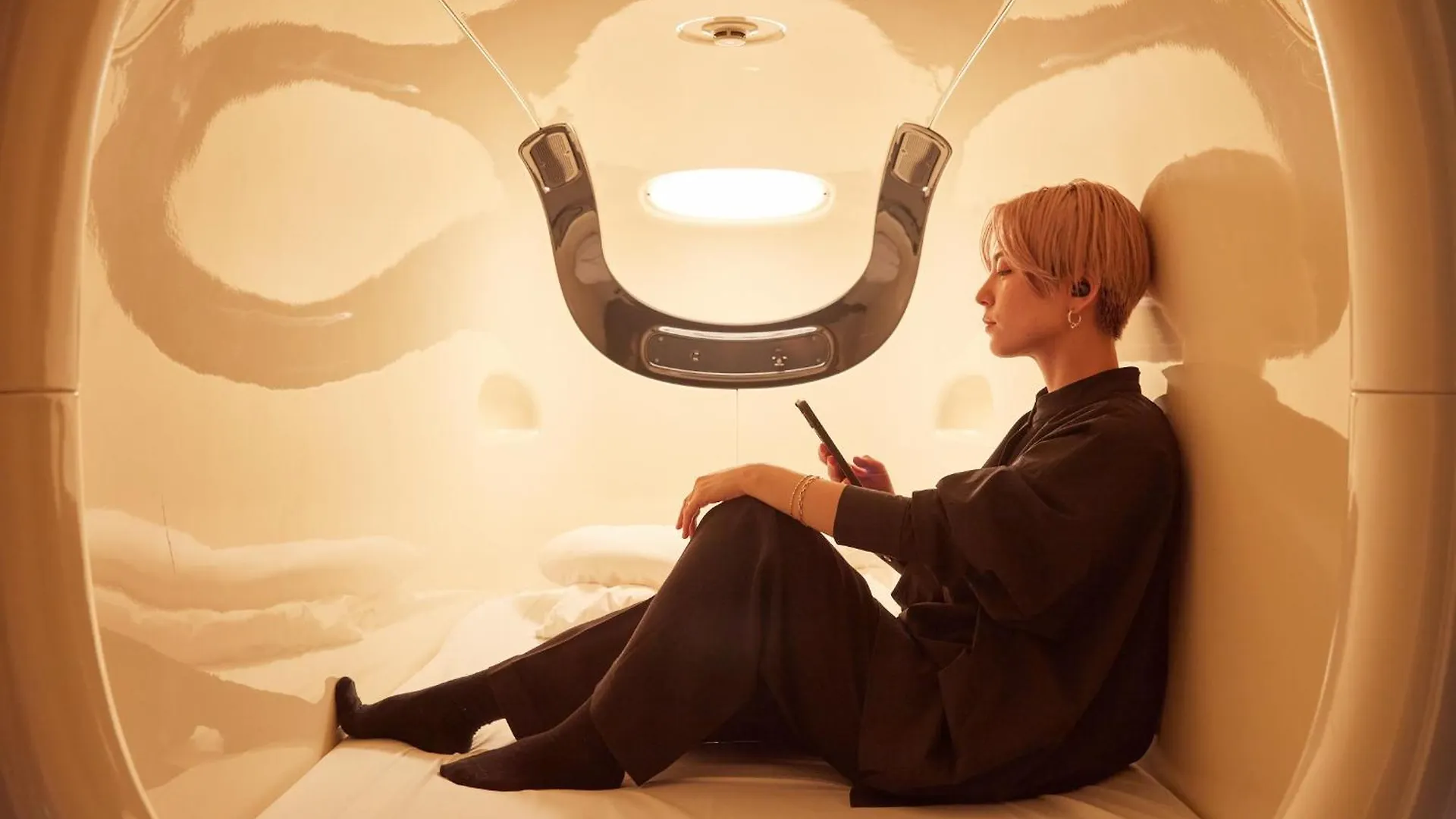 Rembrandt Cabin Shinjuku Shin-Okubo Tokyo Capsule hotel